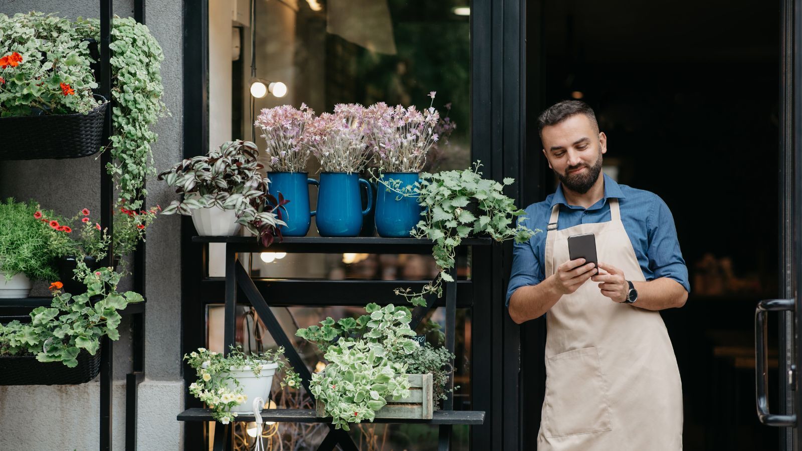 A Small Business Guide to Retargeting Ads